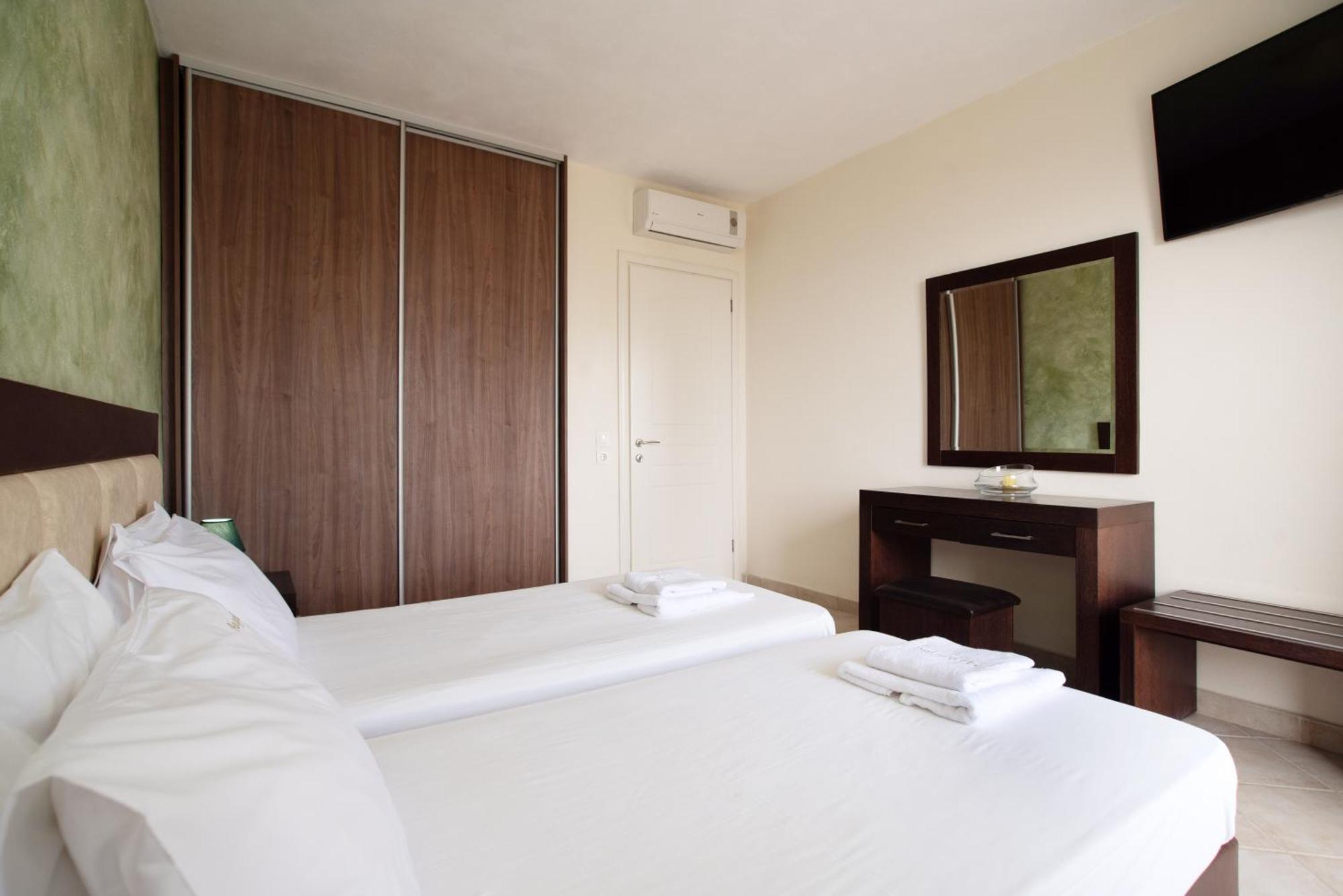 Angelique Apartments Agios Georgios  Eksteriør billede