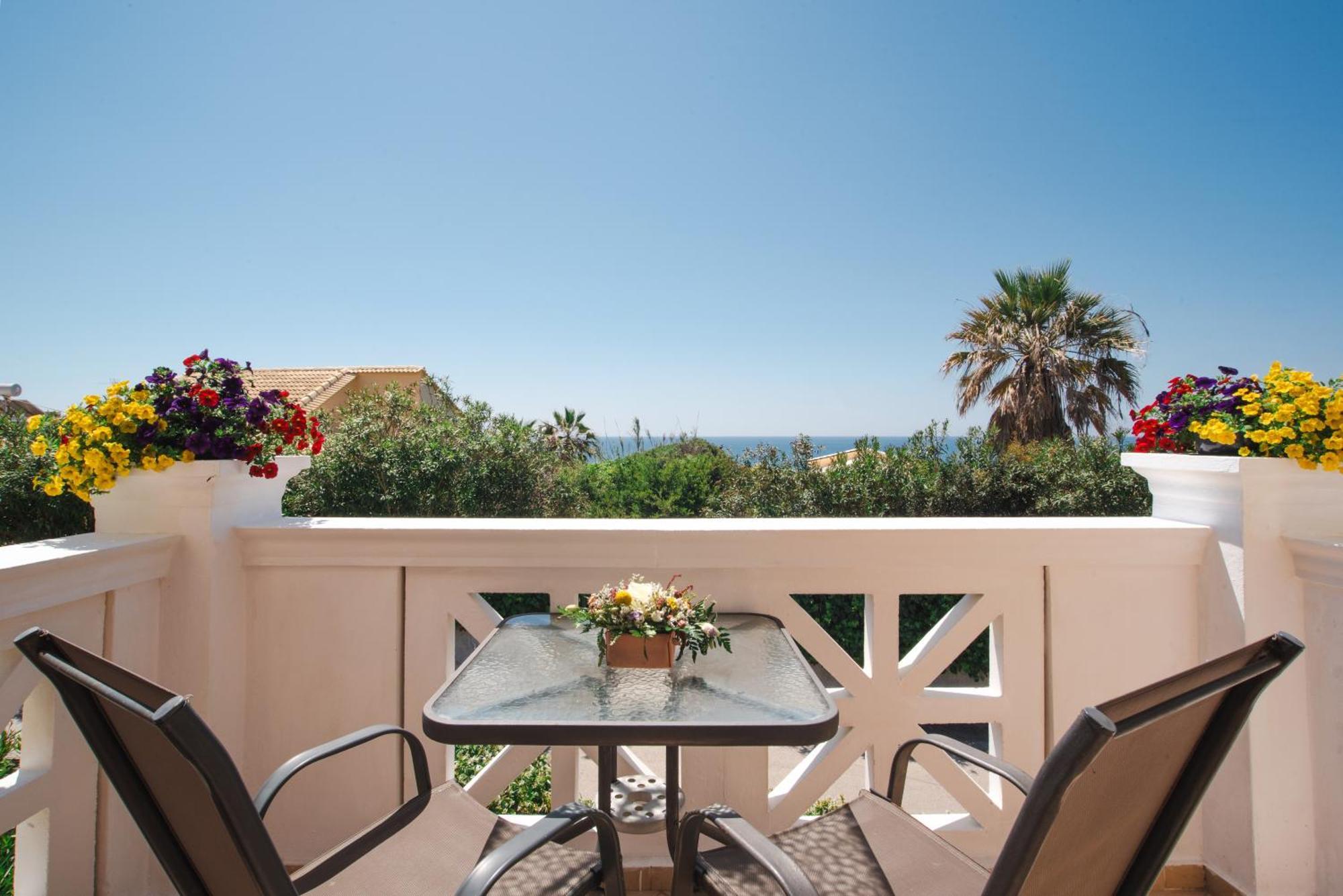 Angelique Apartments Agios Georgios  Eksteriør billede