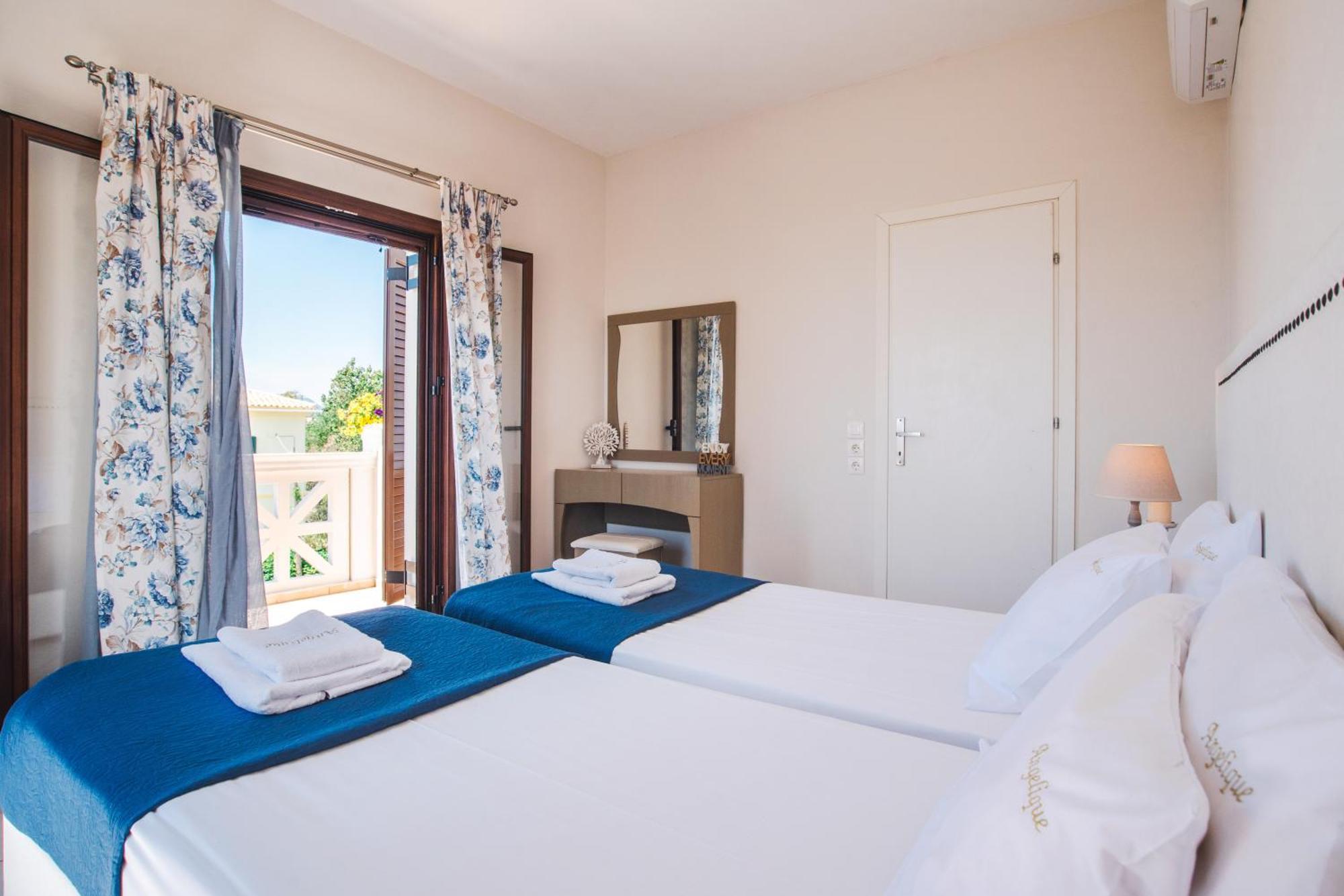 Angelique Apartments Agios Georgios  Eksteriør billede